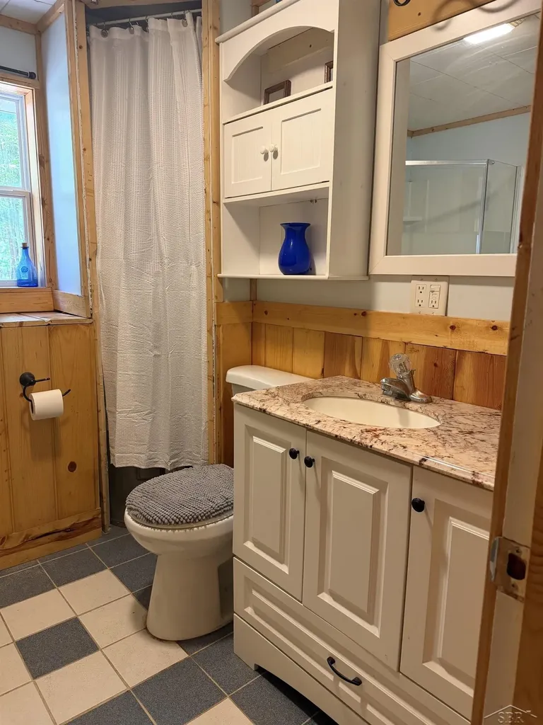 4019 E Higgins Lake Drive Gerrish Township MI 48653