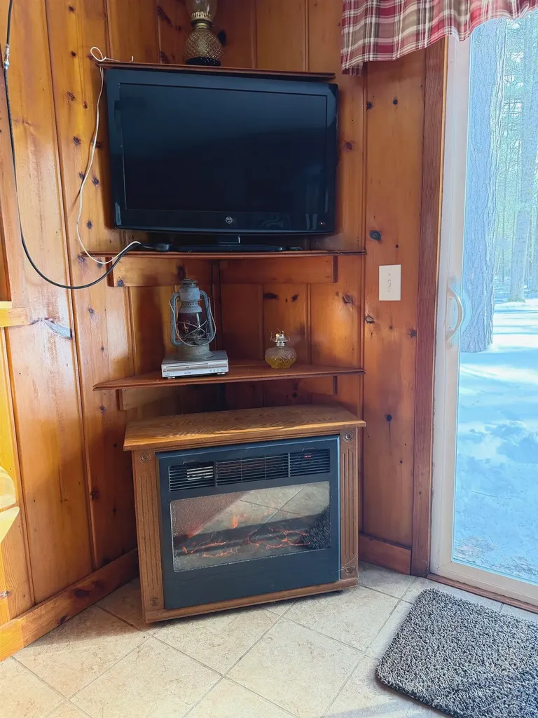 4019 E Higgins Lake Drive Gerrish Township MI 48653