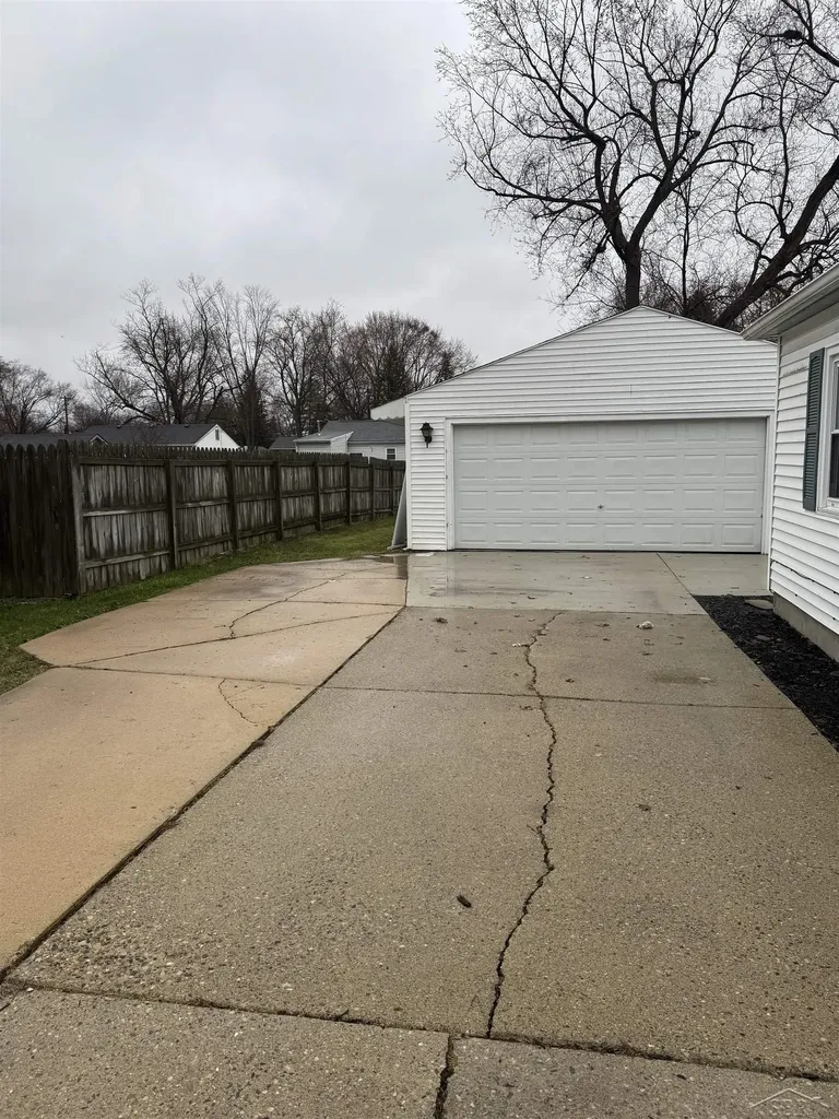 2028 Auburn Street Delhi Charter Township MI 48842