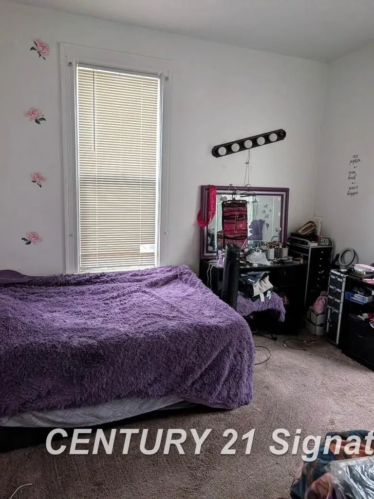 812 Sanderson Street St. Charles Village MI 48655