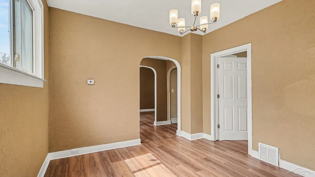 2518 Hermansau Street Saginaw City MI 48602