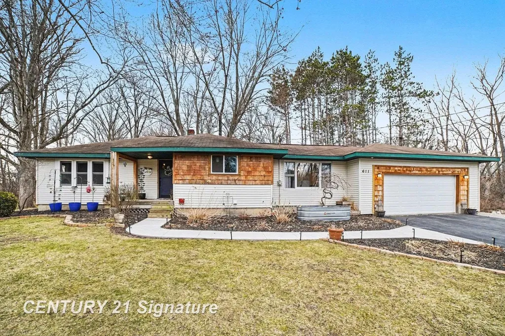611 Sandow Road Midland City MI 48640