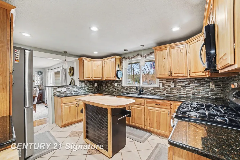 611 Sandow Road Midland City MI 48640