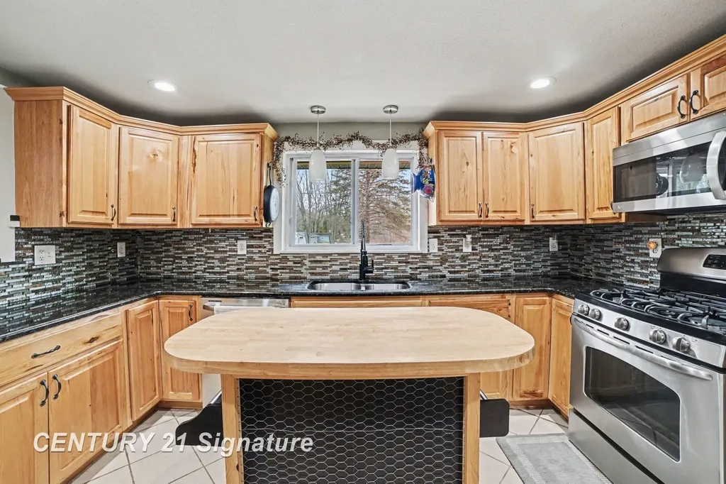 611 Sandow Road Midland City MI 48640