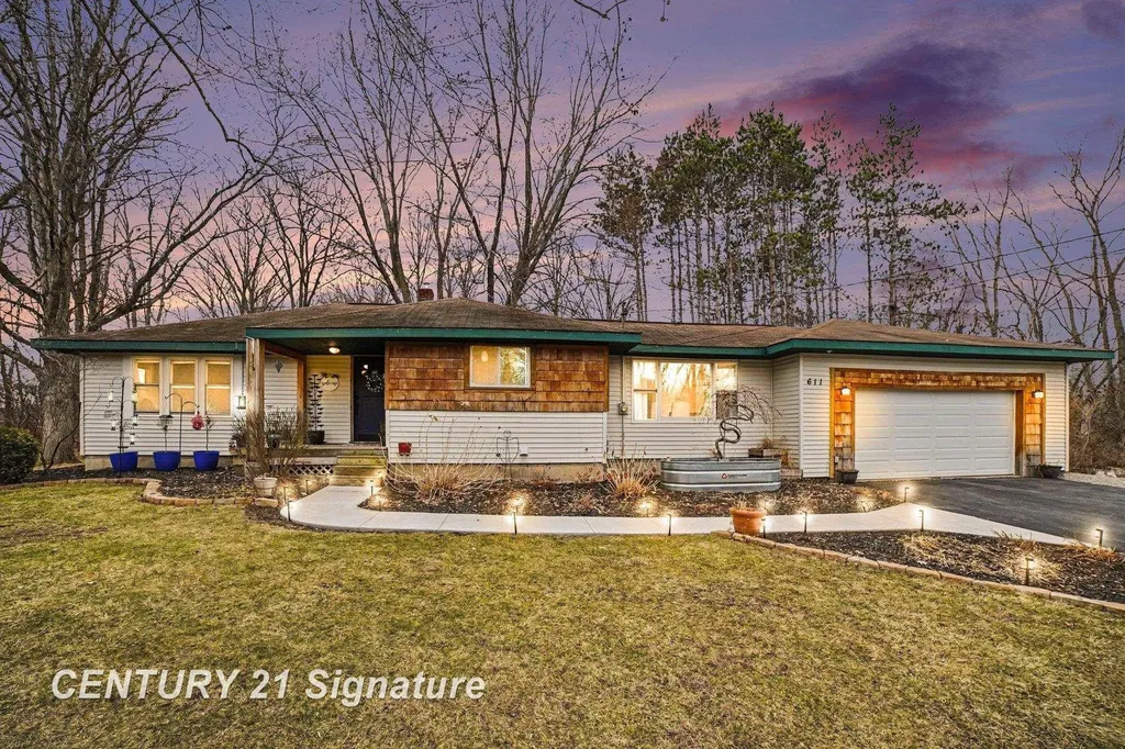 611 Sandow Road Midland City MI 48640