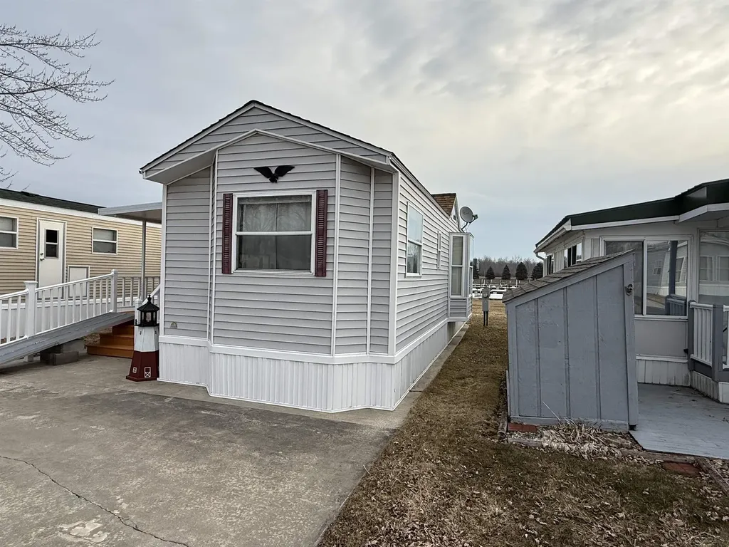 3675 E Michigan Avenue Sims Township MI 48703