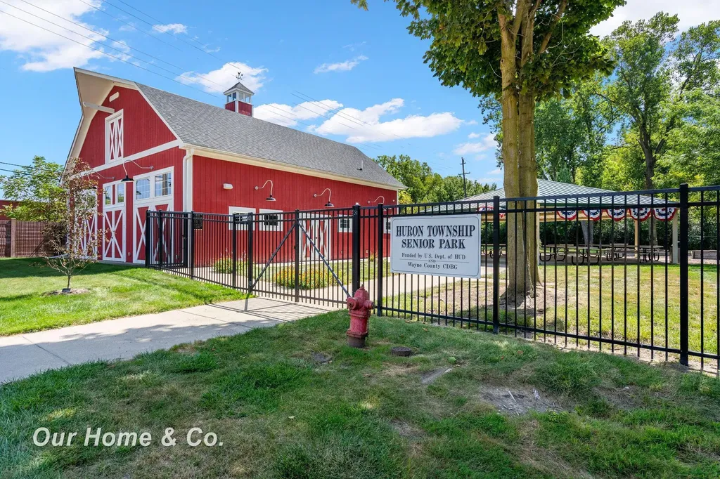 36505 Bismark Road Huron Charter Township MI 48164
