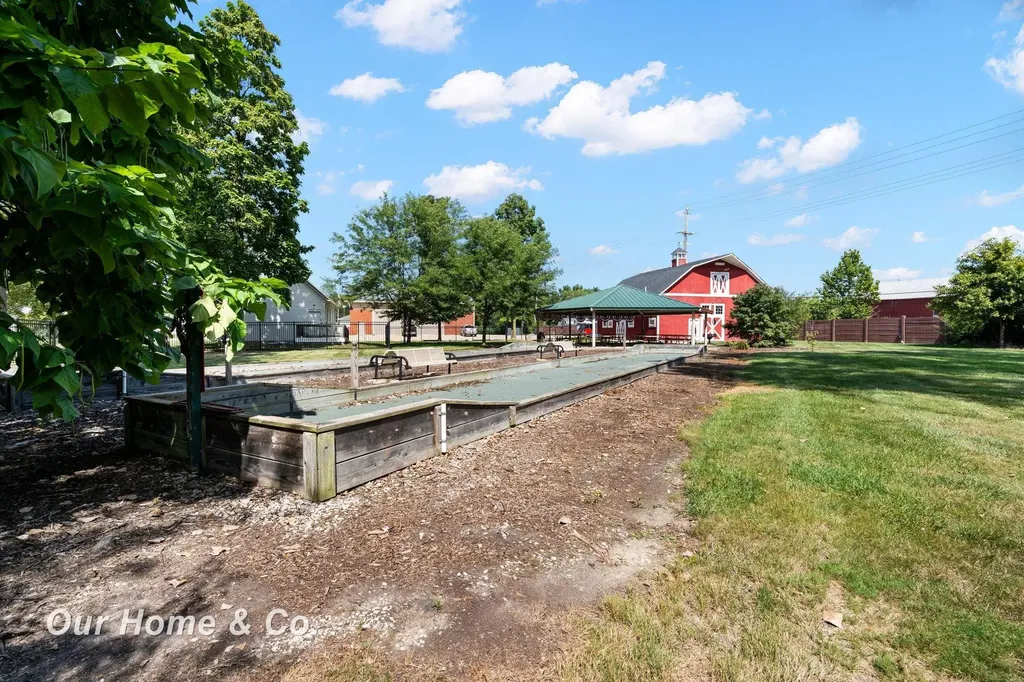 36505 Bismark Road Huron Charter Township MI 48164