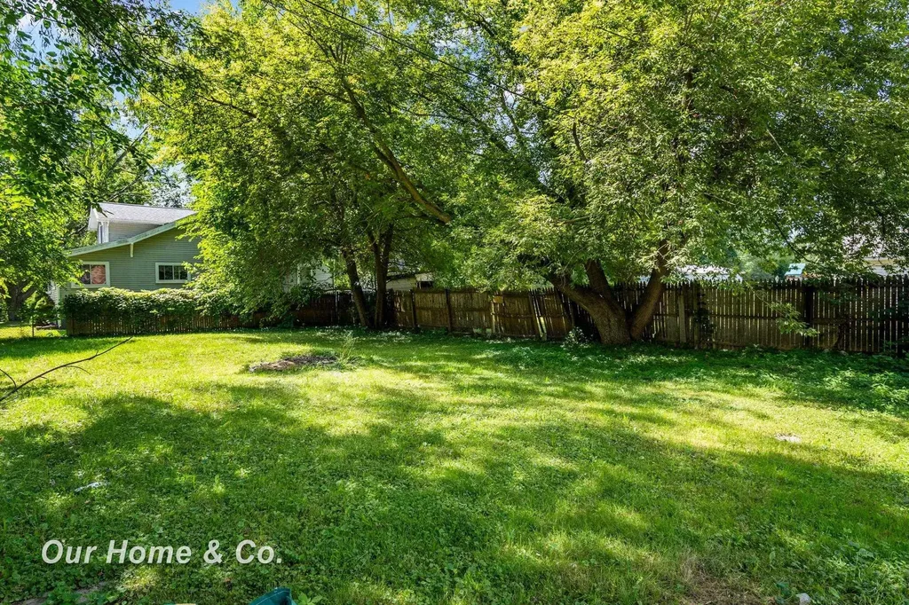 36505 Bismark Road Huron Charter Township MI 48164