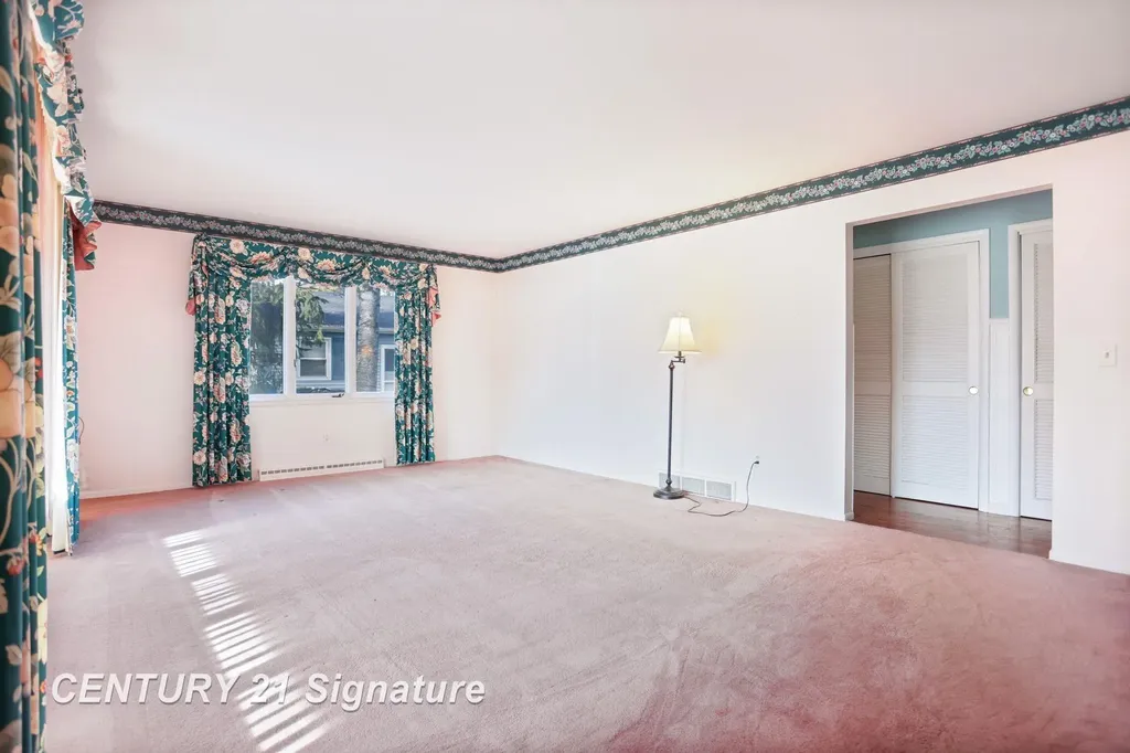 3690 N River Road Thomas Township MI 48623