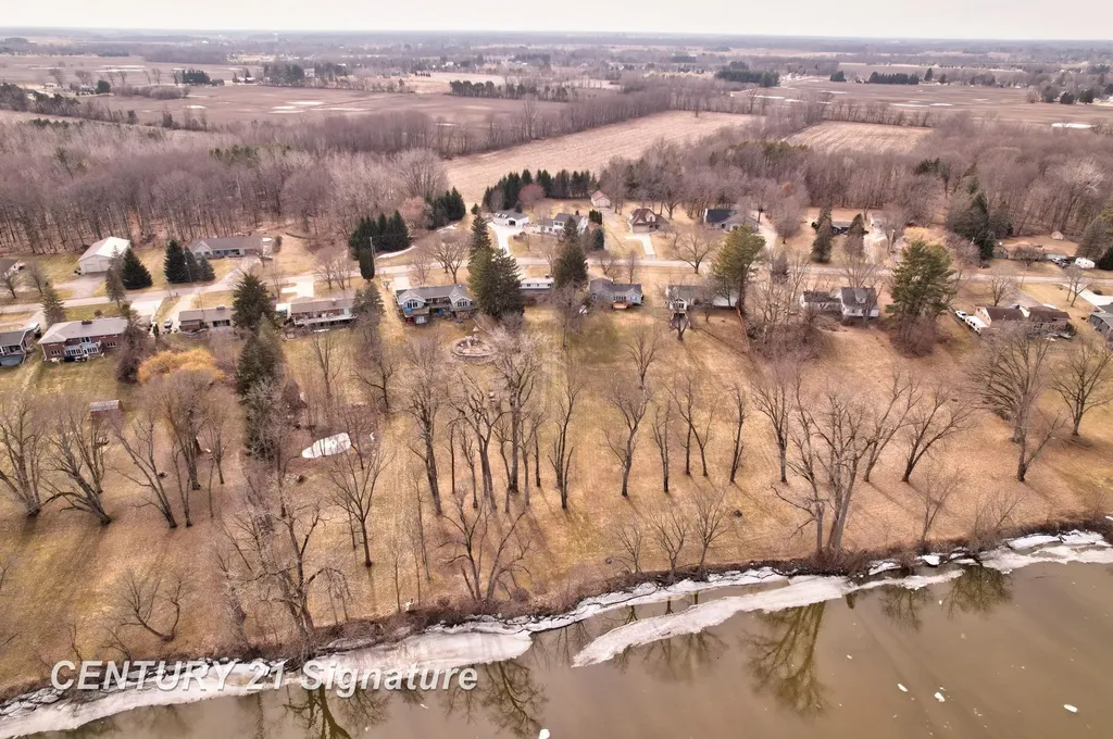 3690 N River Road Thomas Township MI 48623