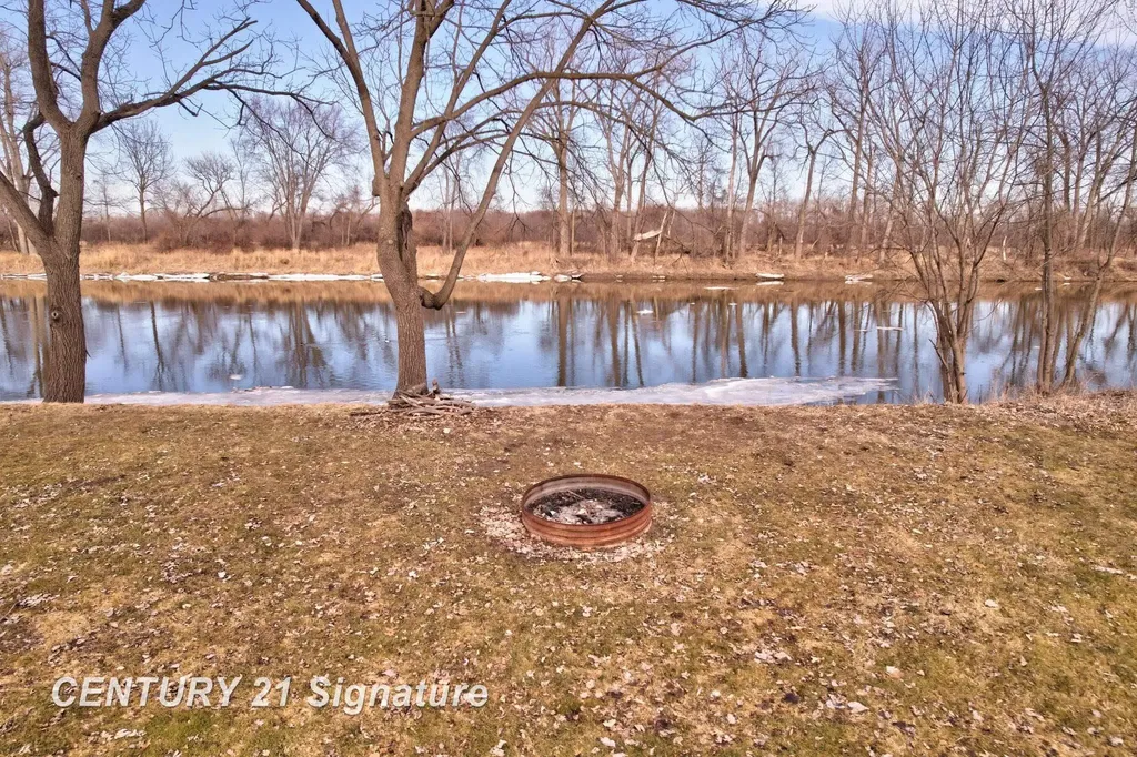 3690 N River Road Thomas Township MI 48623