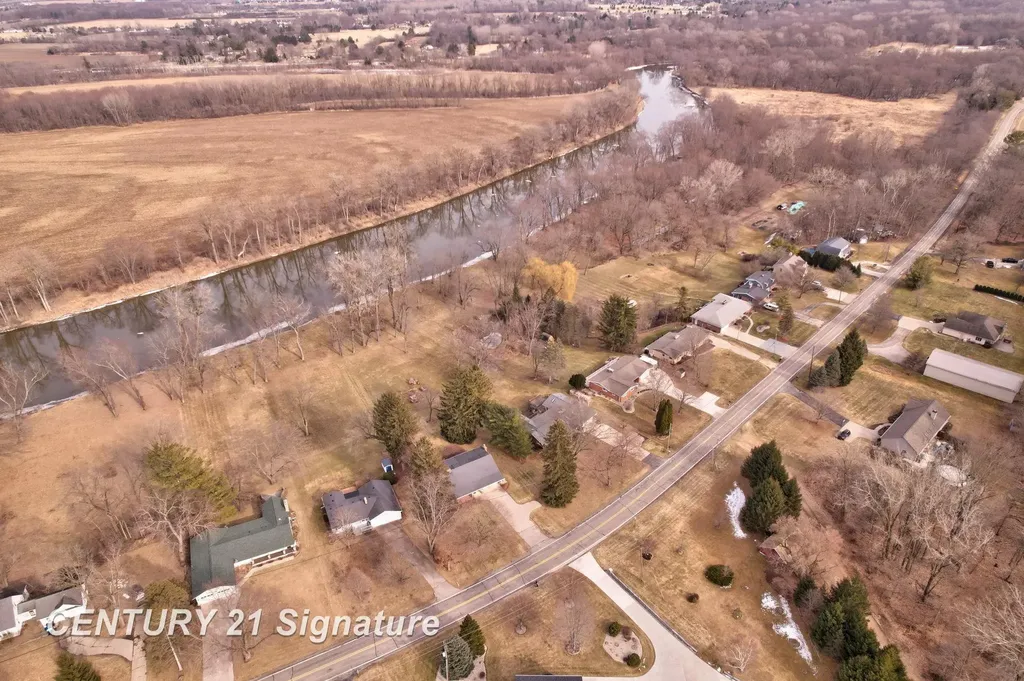 3690 N River Road Thomas Township MI 48623