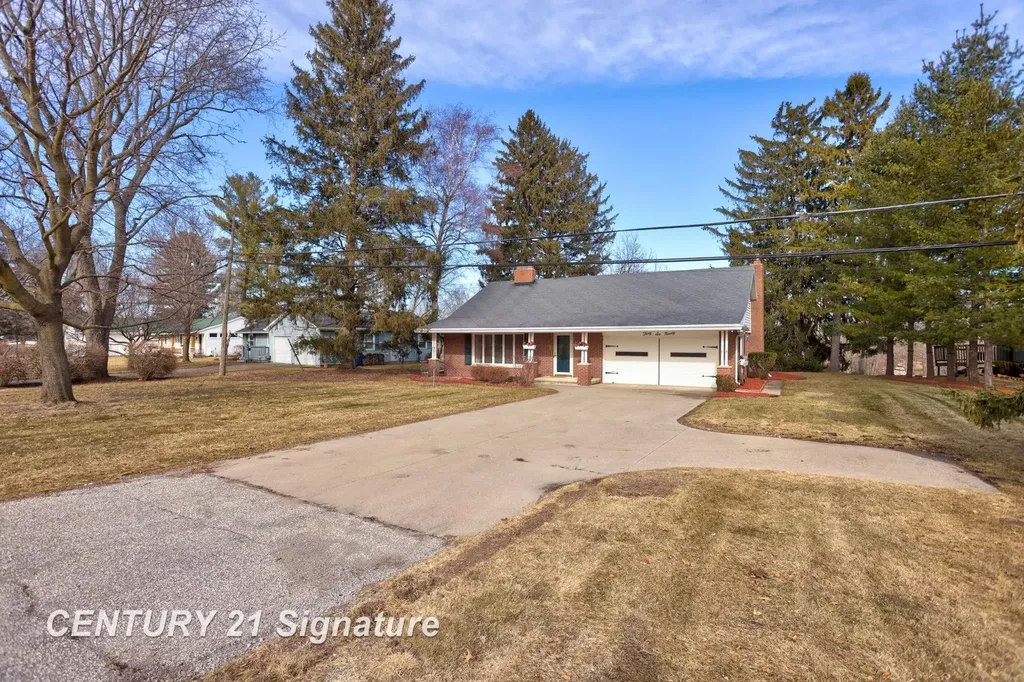 3690 N River Road Thomas Township MI 48623