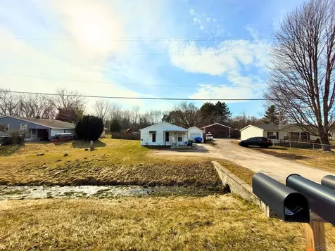3384 N Euclid Avenue Bangor Charter Township MI 48706