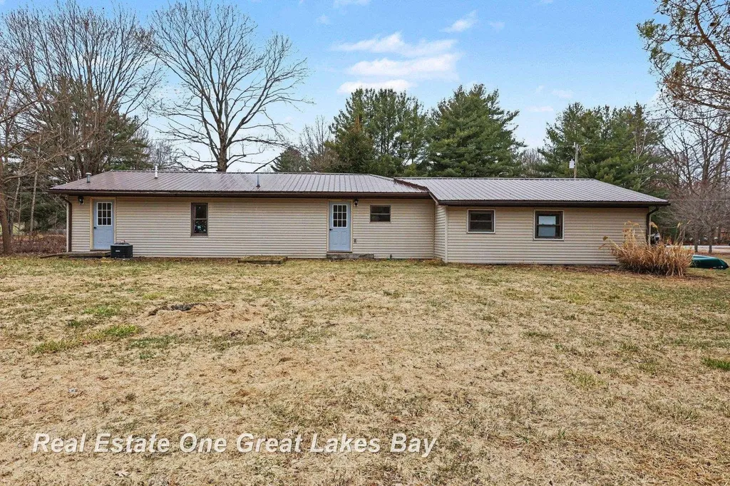 12467 Dorwood Road Taymouth Township MI 48417