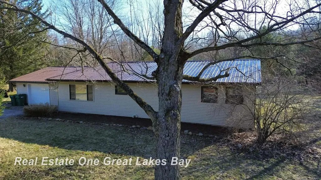 12467 Dorwood Road Taymouth Township MI 48417