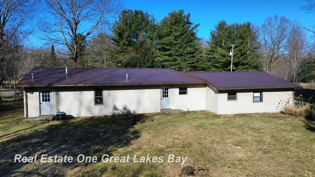 12467 Dorwood Road Taymouth Township MI 48417