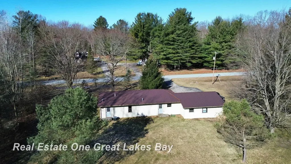 12467 Dorwood Road Taymouth Township MI 48417