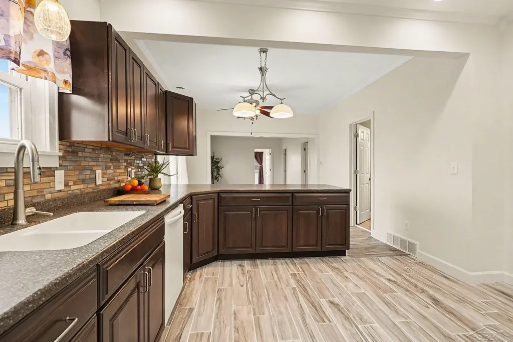 667 Bay Road Bangor Charter Township MI 48706
