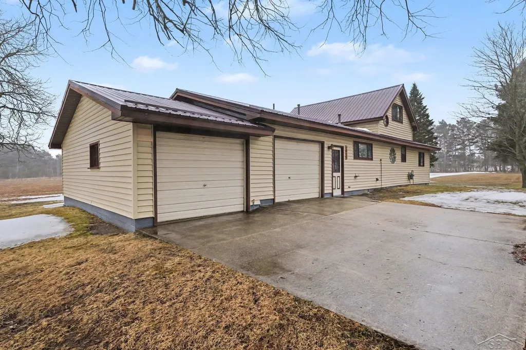 4813 E M-55 Road Logan Township MI 48756