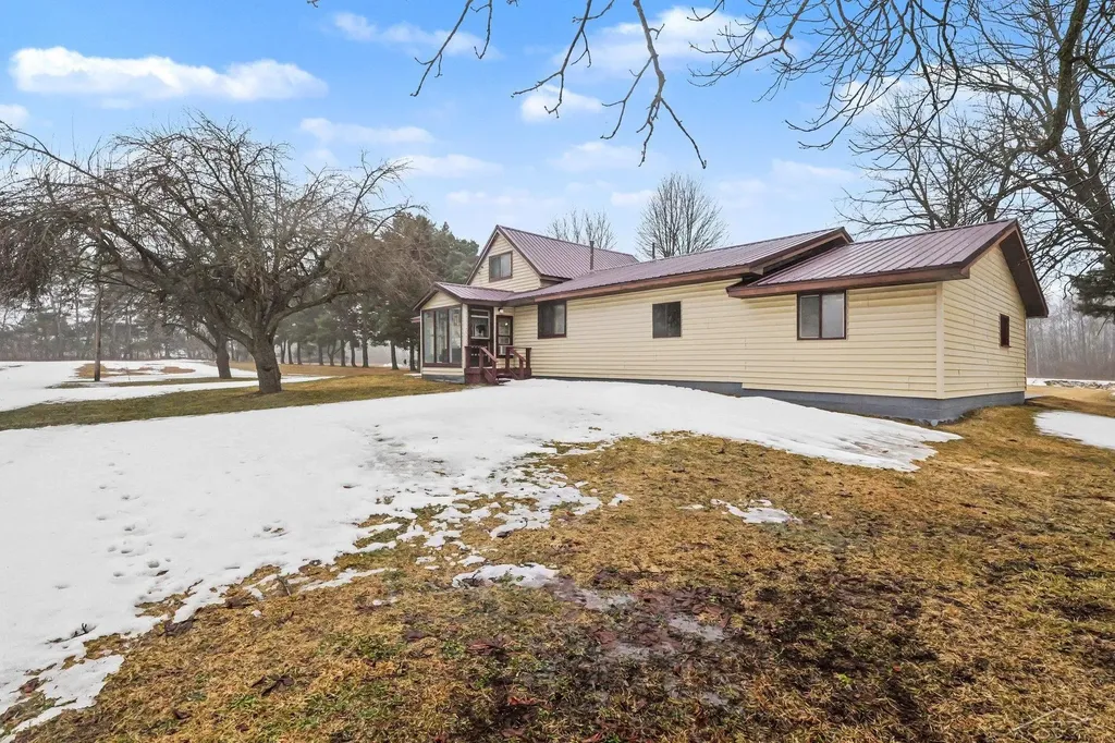 4813 E M-55 Road Logan Township MI 48756
