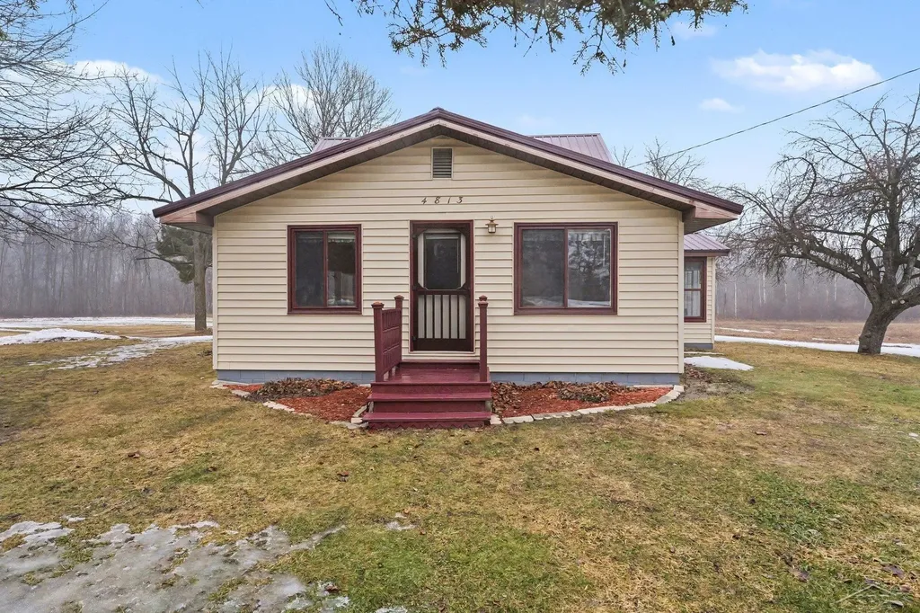 4813 E M-55 Road Logan Township MI 48756