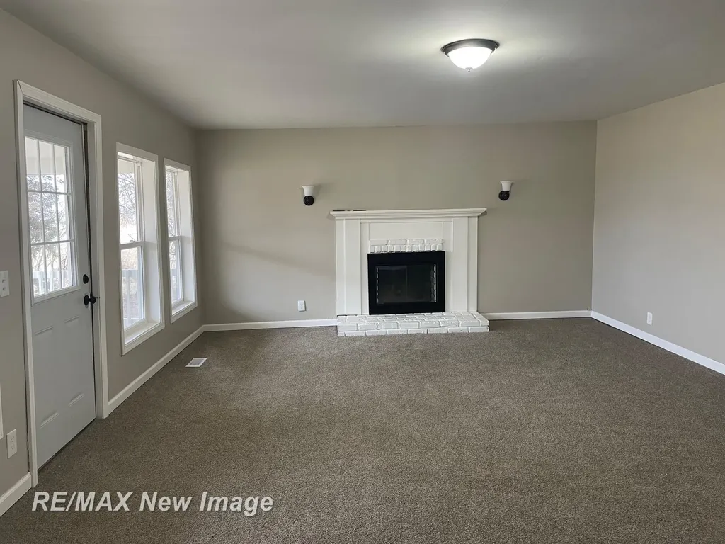 3874 E Kent Road Ingersoll Township MI 48623