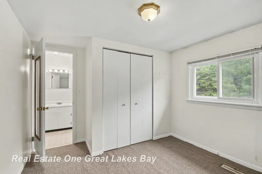 2750 E Deckerville Road Ellington Township MI 48723