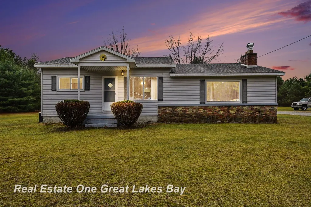 2750 E Deckerville Road Ellington Township MI 48723