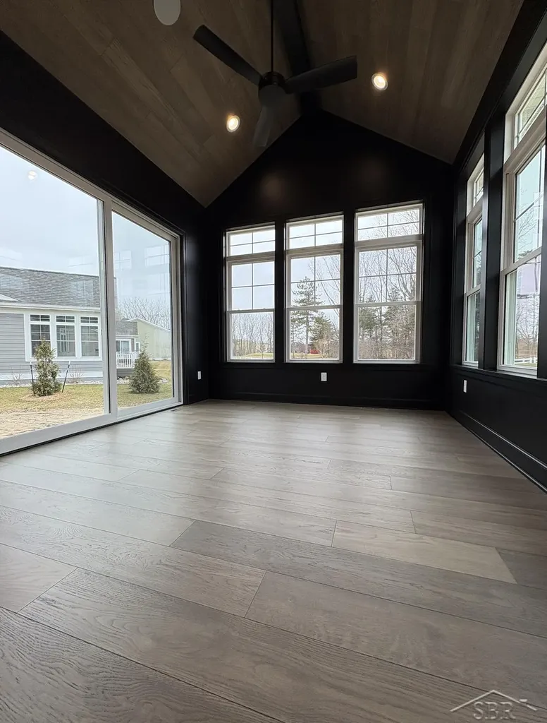 4125 Village Green Drive Thomas Township MI 48623