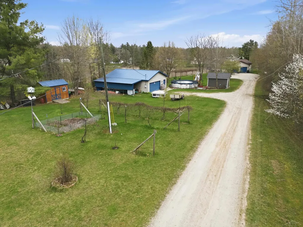 880 Sutherly Drive Tobacco Township MI 48612