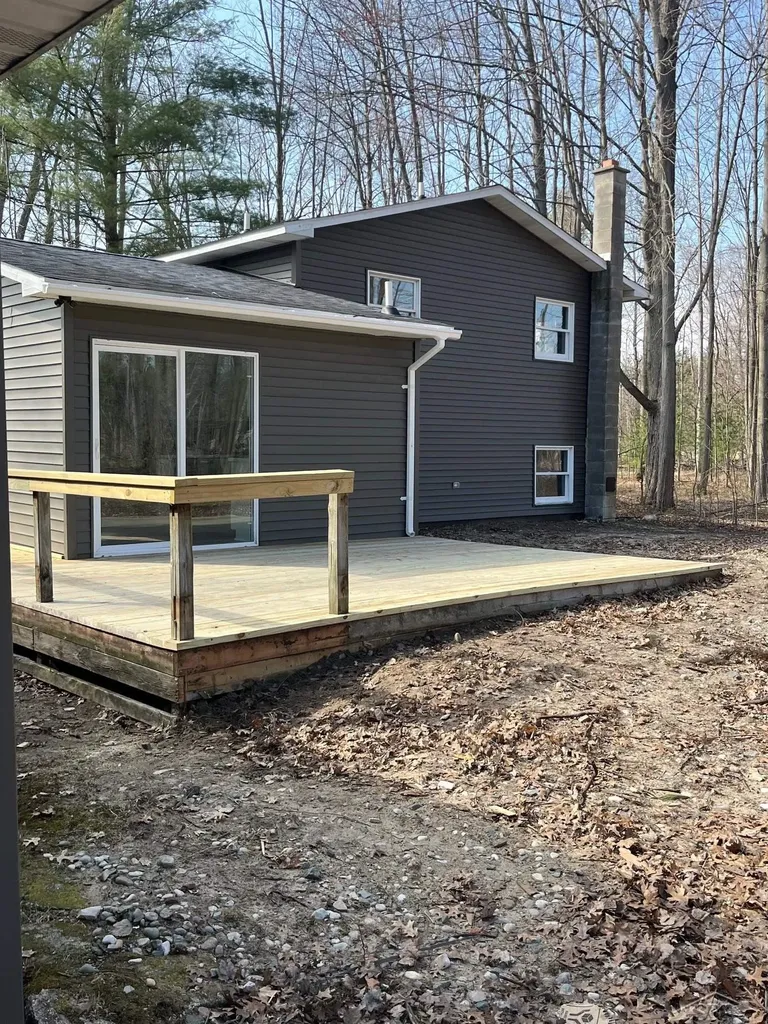 219 S Nine Mile Road Lee Township MI 48640