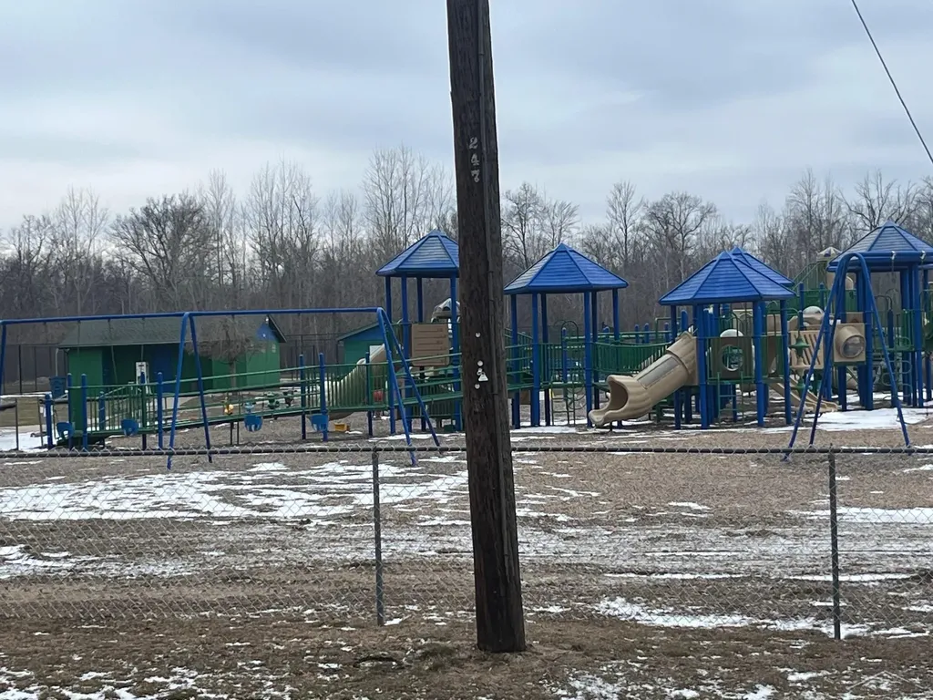 219 S Nine Mile Road Lee Township MI 48640