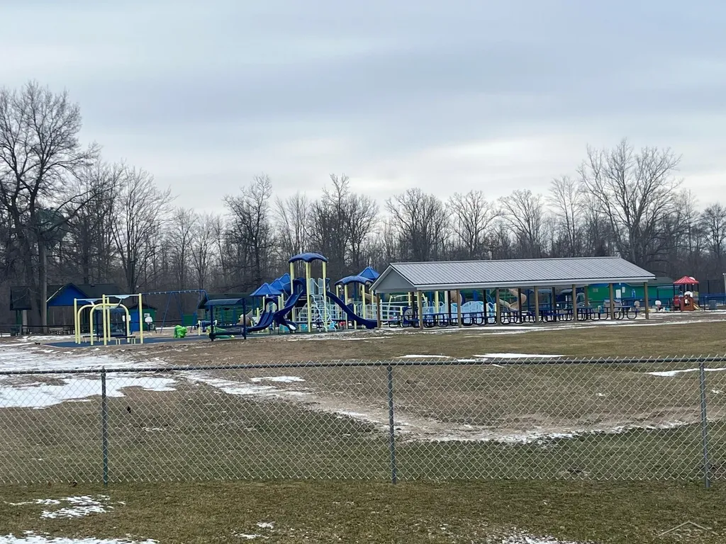 219 S Nine Mile Road Lee Township MI 48640