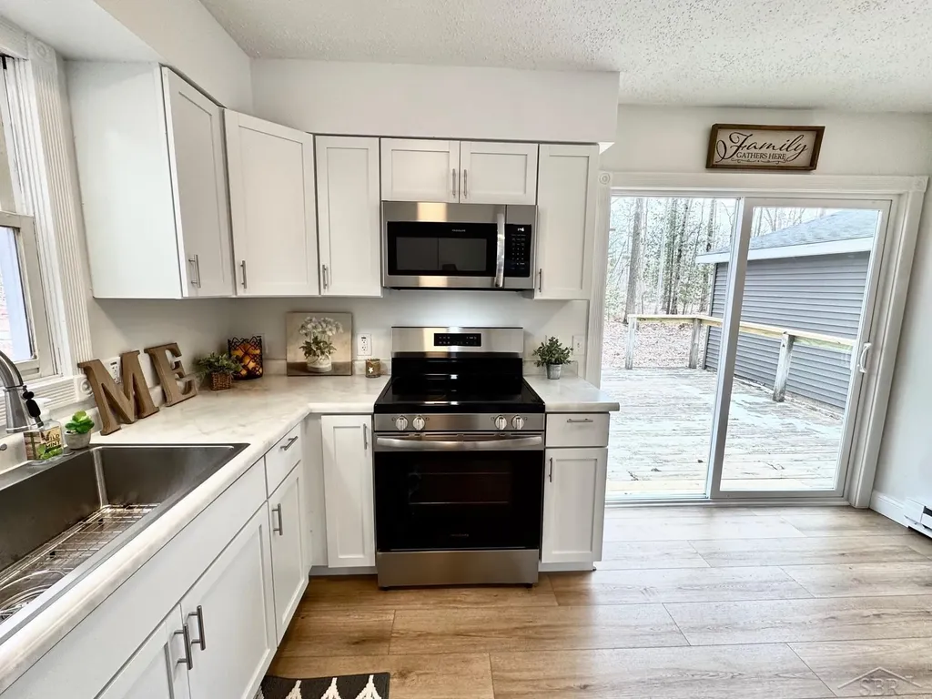 219 S Nine Mile Road Lee Township MI 48640