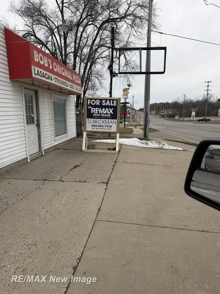 5036 Richfield Road Genesee Charter Township MI 48506