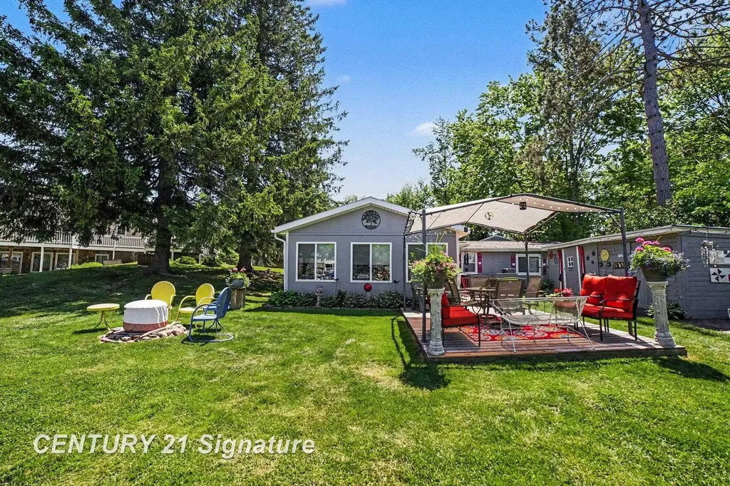 152 Hilda Drive Surrey Township MI 48622