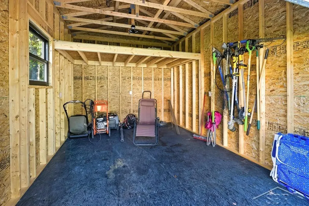 3910 Plumtree Lane Midland City MI 48642
