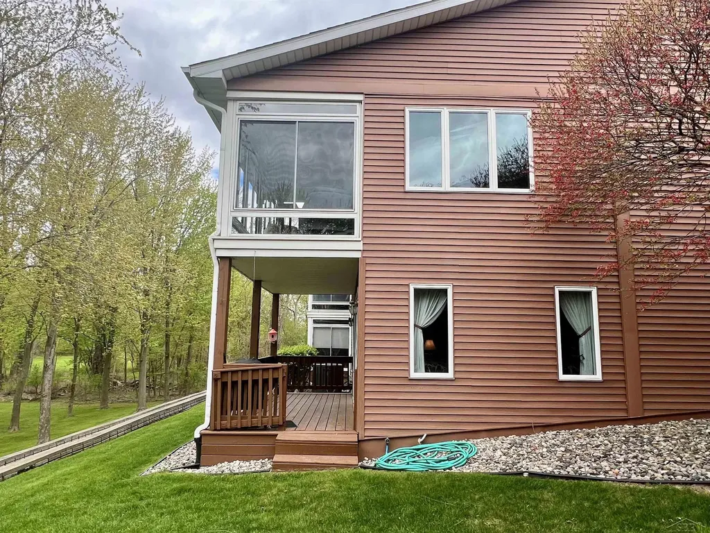 8233 Midland Road Tittabawassee Township MI 48623