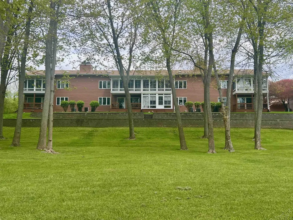 8233 Midland Road Tittabawassee Township MI 48623