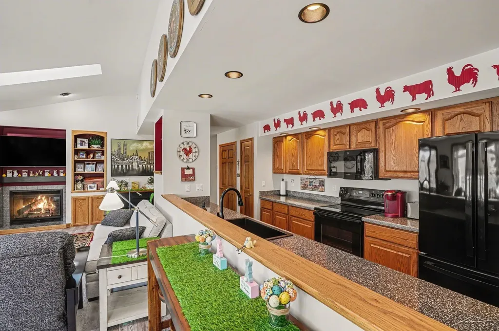 8233 Midland Road Tittabawassee Township MI 48623