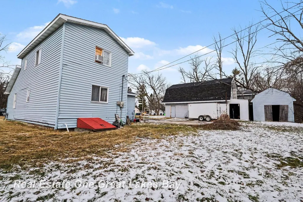2216 Allison Street Buena Vista Charter Township MI 48601