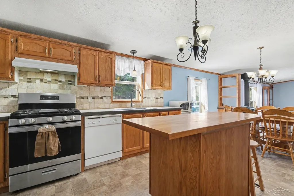 7247 Timber Trail Rubicon Township MI 48468