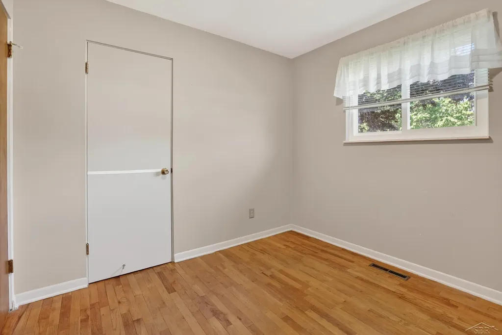 1323 Joseph Street Saginaw Charter Township MI 48638