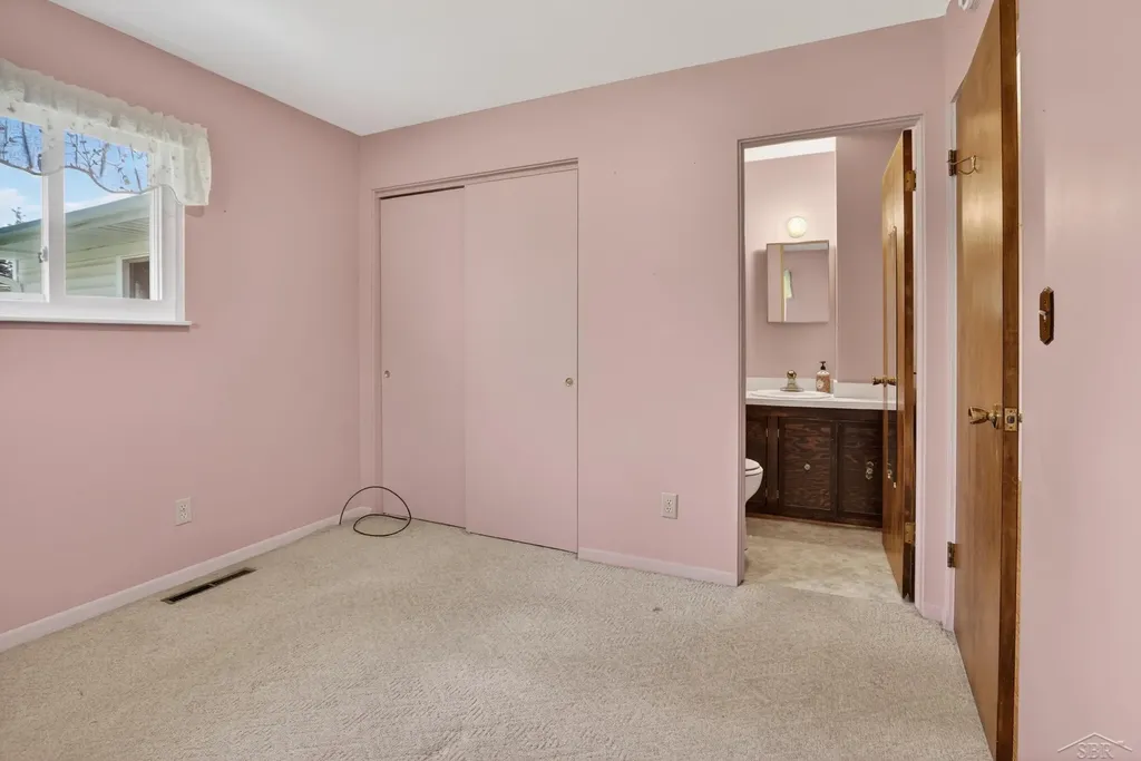 1323 Joseph Street Saginaw Charter Township MI 48638