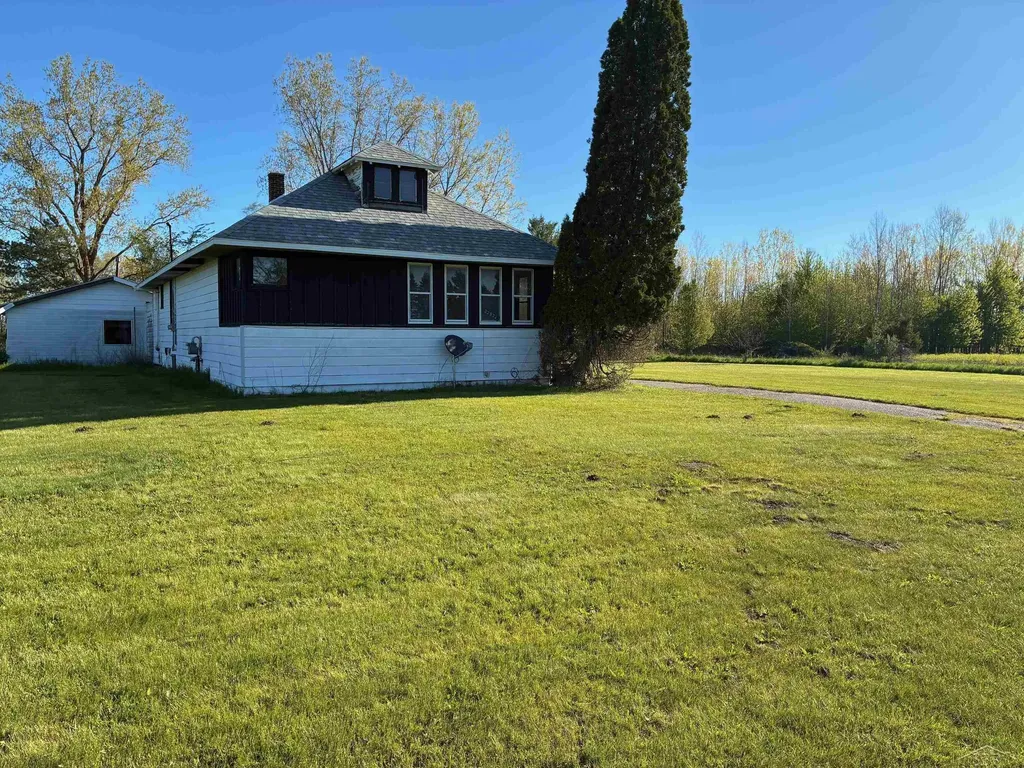 22932 Gratiot Road Jonesfield Township MI 48637