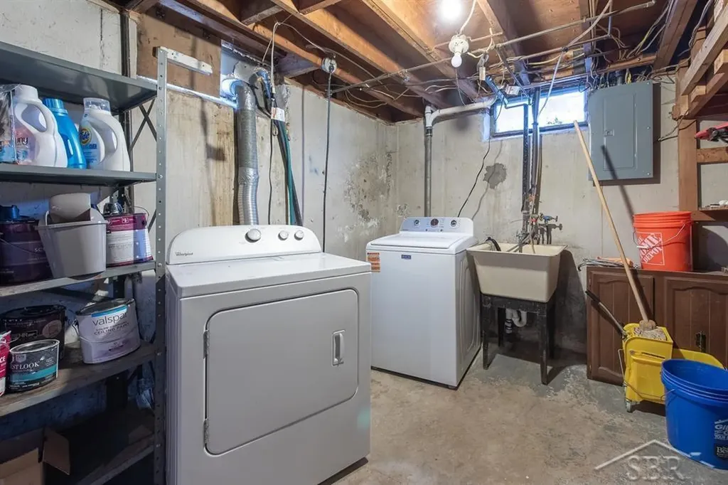 1310 Corrinne Street Midland City MI 48642