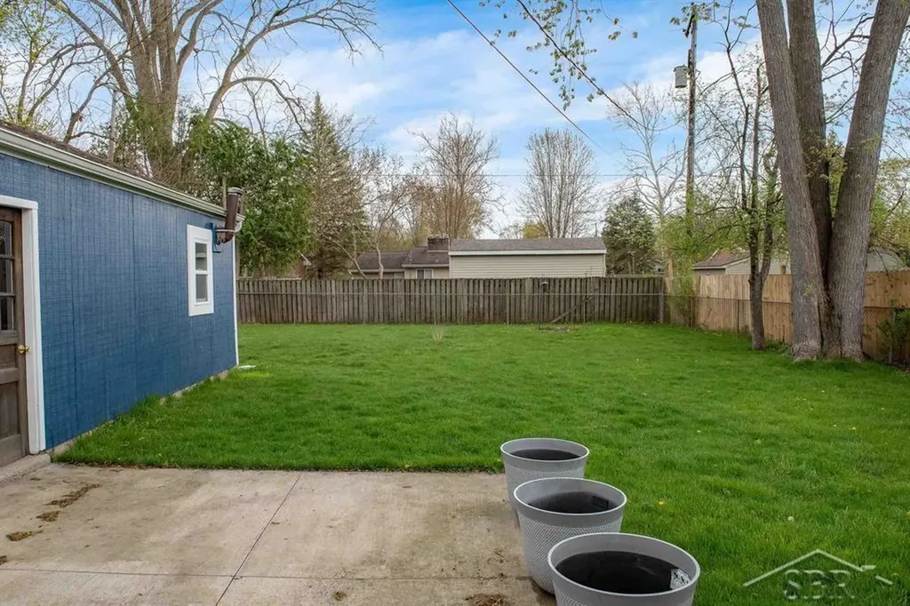 1310 Corrinne Street Midland City MI 48642