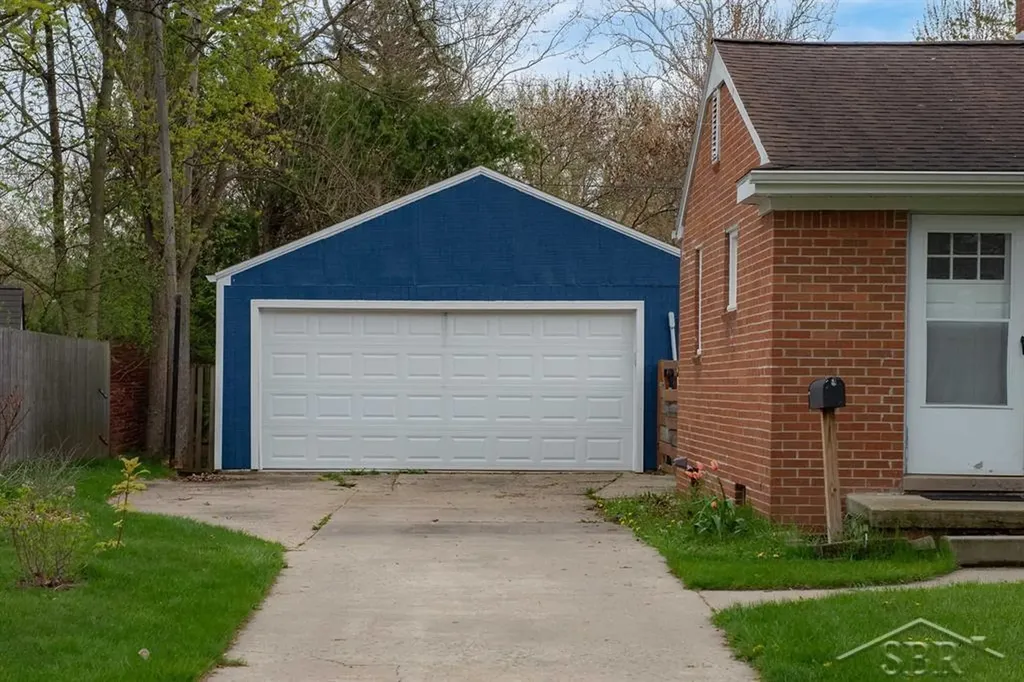 1310 Corrinne Street Midland City MI 48642